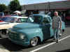garagesale1102z15.jpg (146573 bytes)